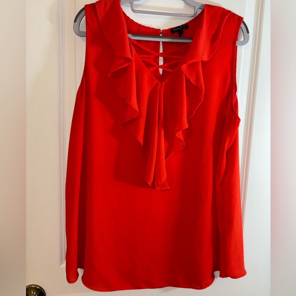 Sami & Jo sleeveless take ruffled collar